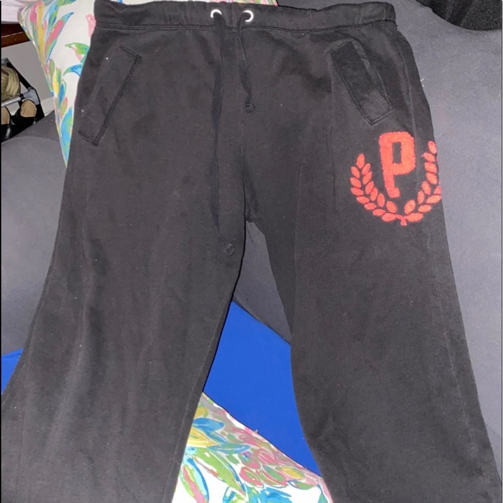 Pink boyfriend sweats